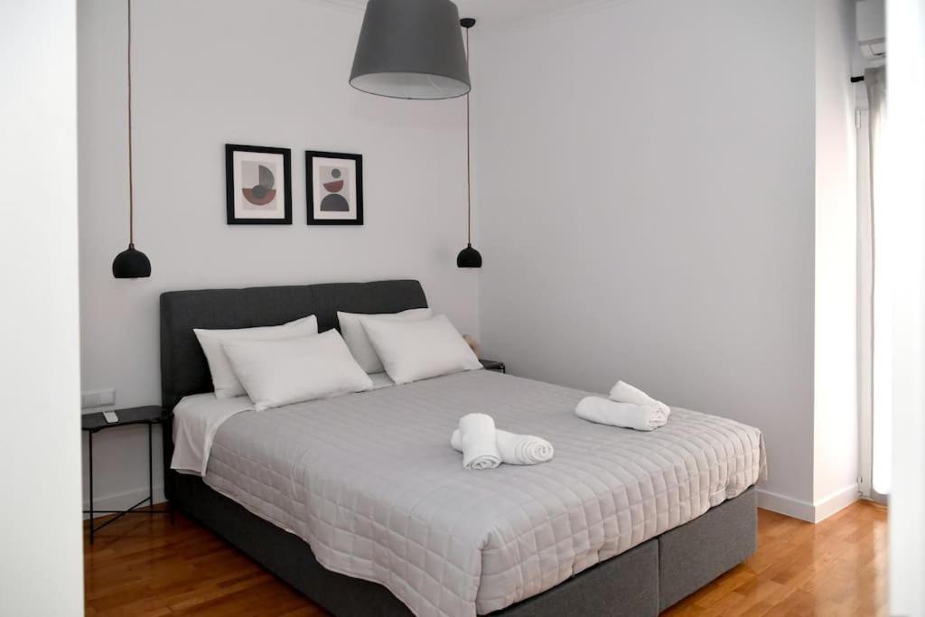 Modern Apartment In Ipitou, Plaka Athens Ngoại thất bức ảnh