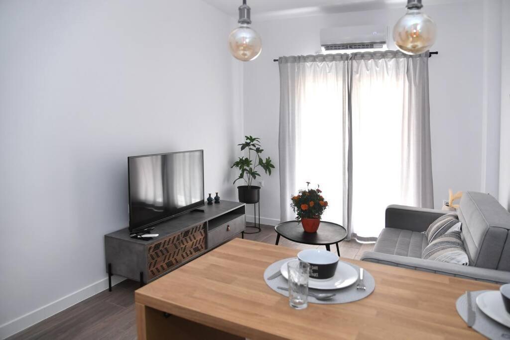 Modern Apartment In Ipitou, Plaka Athens Ngoại thất bức ảnh